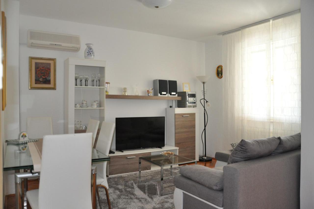 Apartmaji Stamcar Izola Exterior foto